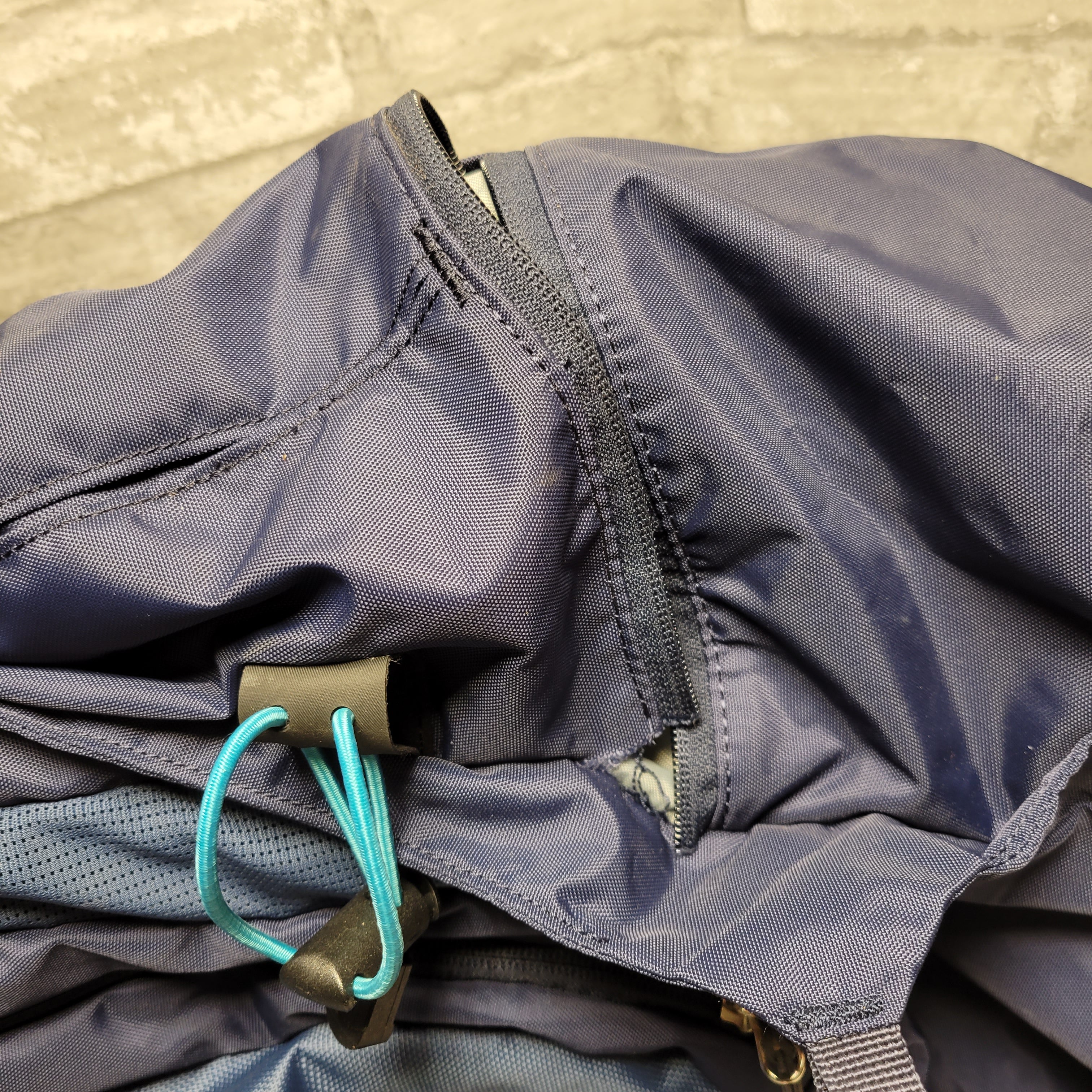 Ascend Rattlesnake 55L Backpack Trail Hiking Camping Backpack, Blue *DAMAGED* (8010922459374)